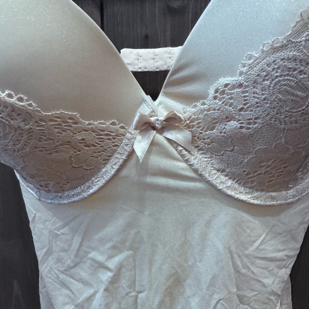 Victoria's Secret shimmer nude Lace Chemise - Picture 2 of 8